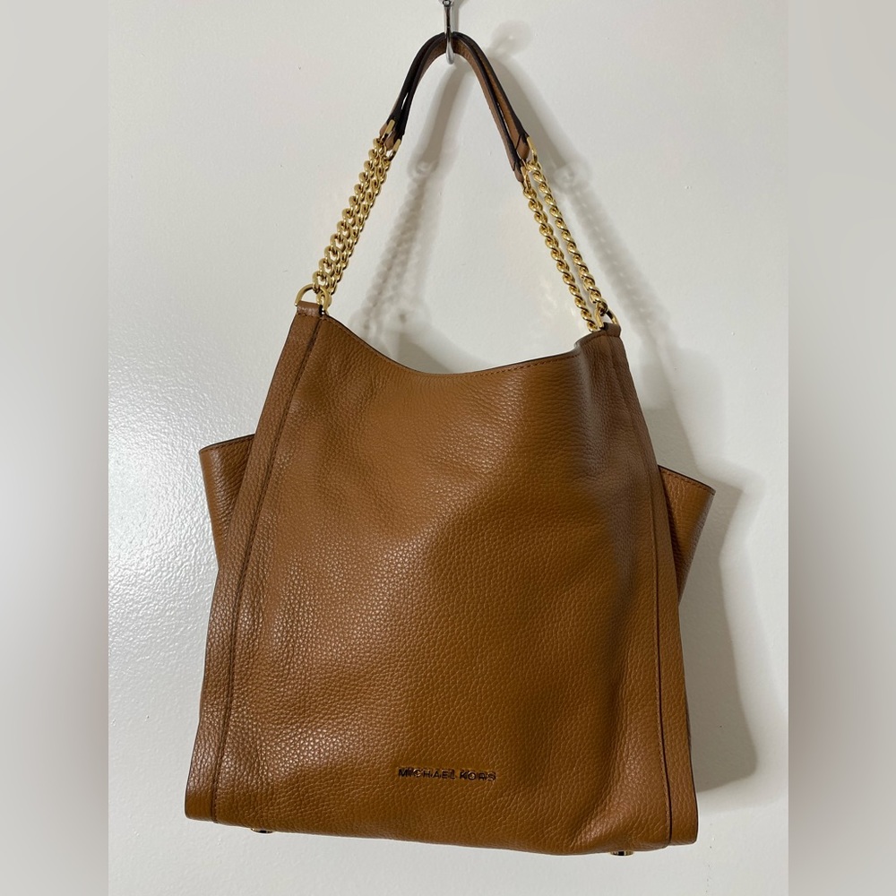 Michael Kors Newbury medium shoulder tote